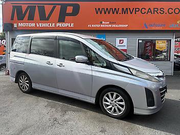 217,534 Km, Station Wagon, 1990 cc, Petrol engine, Automatic