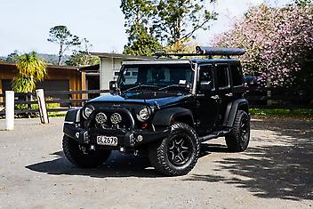 169,000 Km, RV-SUV, 3605 cc, Petrol engine, Automatic