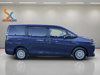 121,736 Km, People Movers, 1800 cc, Hybrid engine, Auto
