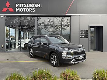 10 Km, RV/SUV, 2488135 cc, Petrol engine, CVT