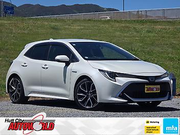 108,560 Km, Hatchback, 1800 cc, Hybrid (Petrol) engine, Automatic