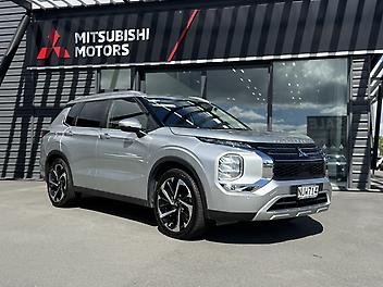 48,500 Km, RV/SUV, 2488135 cc, Petrol engine, CVT