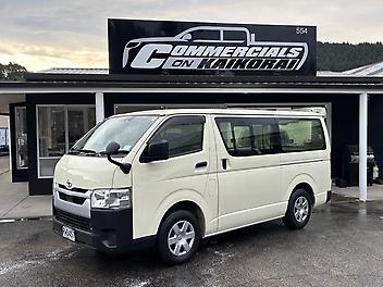 45,118 Km, Van, 1998 cc, Petrol engine, 5-Speed Manual