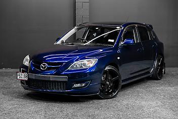 120,000 Km, Hatchback, 2260 cc, Petrol engine, Manual