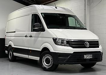 180,000 Km, People Movers, 1968 cc, Diesel engine, AT