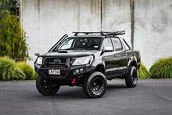 144,000 Km, Ute, 2982 cc, Diesel engine, Manual