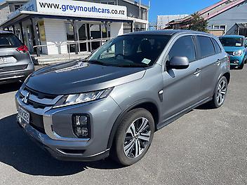 110,002 Km, Wagon, 1998 cc, Petrol engine, Auto