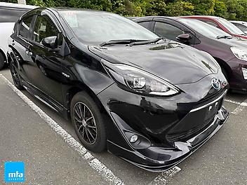 136,891 Km, Hatchback, 1500 cc, Hybrid (Electricity) engine, Auto