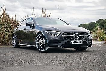 109,389 Km, Sedan, 2982 cc, Petrol engine, Automatic