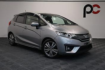 97,567 Km, Hatchback, 1500 cc, Hybrid engine, Automatic