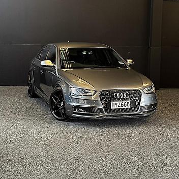 149,000 Km, Sedan, 2995 cc, Petrol engine, Automatic