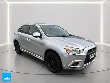 132,528 Km, RV-SUV, 1790 cc, Petrol engine, Auto