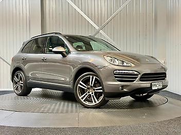 130,200 Km, SUV / 4x4, 3000 cc, Diesel engine, Automatic