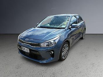 70,000 Km, Hatchback, 1368 cc, Petrol engine, 6 Speed Auto