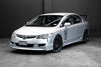 140,652 Km, Sedan, 1790 cc, Petrol engine, Automatic