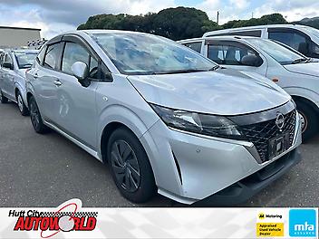 106,680 Km, Hatchback, 1200 cc, Hybrid (Petrol) engine, Automatic