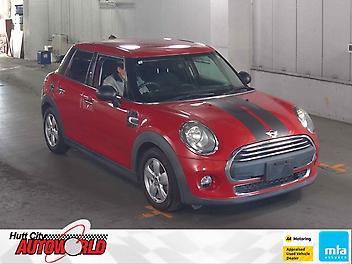 55,600 Km, Hatchback, 1200 cc, Petrol engine, Automatic