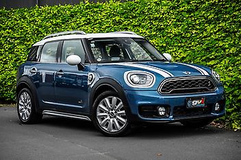 105,711 Km, 4WD, 1500 cc, Plug-in hybrid engine, Automatic