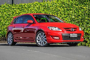 89,943 Km, Hatchback, 2300 cc, Petrol engine, Manual