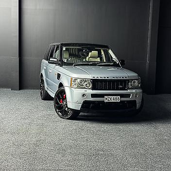 112,000 Km, Rv-suv, 4190 cc, Petrol engine, Automatic