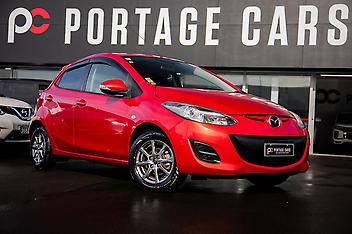 65,187 Km, Hatchback, 1298 cc, Petrol engine, Automatic