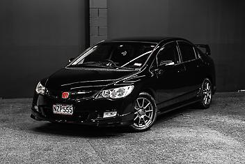 106,000 Km, Sedan, 1790 cc, Petrol engine, Automatic