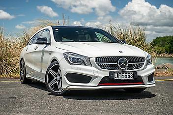 58,339 Km, Station Wagon, 1991 cc, Petrol engine, Automatic