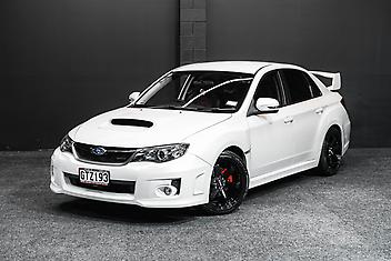 58,000 Km, Sedan, 2457 cc, Petrol engine, Manual