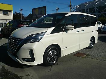 81,000 Km, People Movers, 1200 cc, Hybrid (Electric) engine, automatic