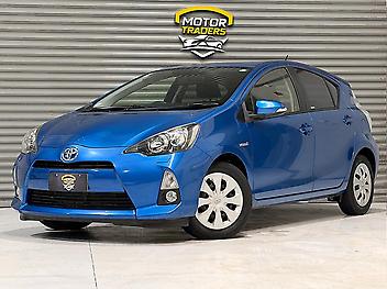 97,693 Km, Hatchback, 1500 cc, Hybrid engine, Automatic