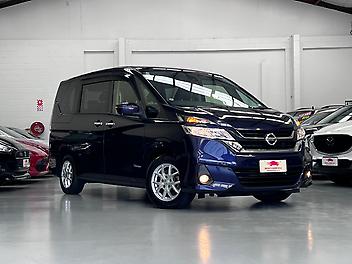 97,729 Km, Van, 1997 cc, Hybrid engine, Automatic