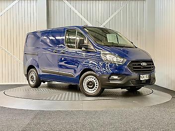 76,800 Km, Van, 1000 cc, Plug-In Hybrid (Electric) engine, CVT