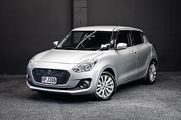 142,000 Km, Hatchback, 1240 cc, Petrol engine, Automatic