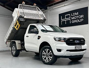 178,000 Km, Ute, 2198 cc, Diesel engine, AT