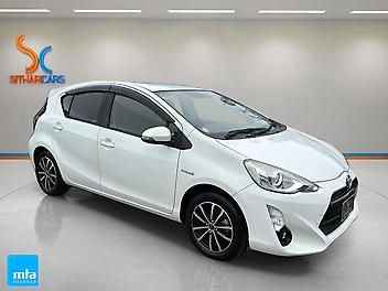 101,821 Km, Hatchback, 1496 cc, Hybrid (Electric) engine, Auto