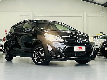 117,720 Km, Hatchback, 1496 cc, Hybrid engine, Automatic