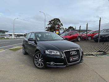 65,786 Km, Hatchback, 1400 cc, Petrol engine, Automatic