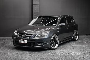 137,000 Km, Hatchback, 2260 cc, Petrol engine, Manual