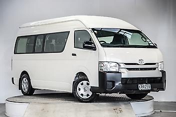 182,051 Km, Coach, 3000 cc, Diesel engine, Automatic