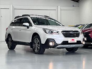66,227 Km, Station Wagon, 2498 cc, Petrol engine, Automatic