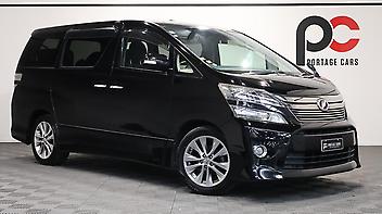 140,120 Km, People Movers, 2400 cc, Petrol engine, Automatic