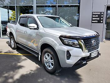 6,500 Km, Utility, 2298140 cc, Diesel engine, 7-gear automatic