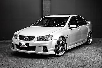164,000 Km, Sedan, 3564 cc, Petrol engine, Automatic