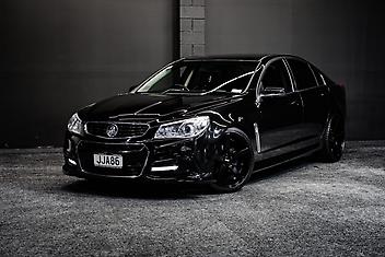 137,000 Km, Sedan, 3564 cc, Petrol engine, Automatic