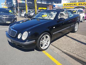 179,974 Km, Convertible, 3190 cc, Petrol engine, Automatic