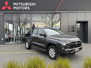 50 Km, Utility, 2442150 cc, Diesel engine, 6-gear automatic