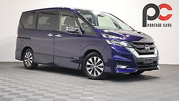 105,320 Km, People Movers, 1997 cc, Hybrid engine, Automatic