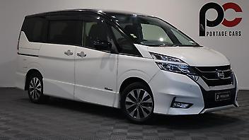 113,551 Km, People Movers, 2000 cc, Hybrid engine, Automatic