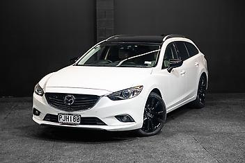 96,765 Km, Station Wagon, 2488 cc, Petrol engine, Automatic