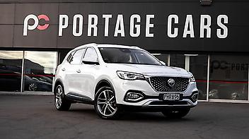 116,577 Km, Station Wagon, 1995 cc, Petrol engine, Automatic